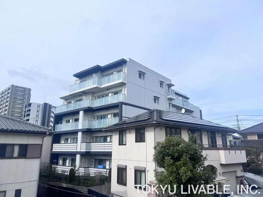 3LDK Apartment for Sale in Funabashi, Chiba - Thumbnail 2
