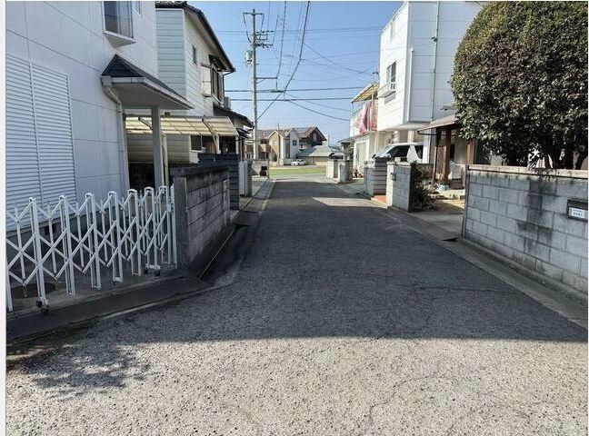 4LDK Used House for Sale in Takamatsu, Kagawa - Thumbnail 3