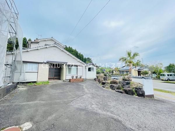 Spacious Land for Sale in Central Aoshima, Miyazaki City - Thumbnail 2