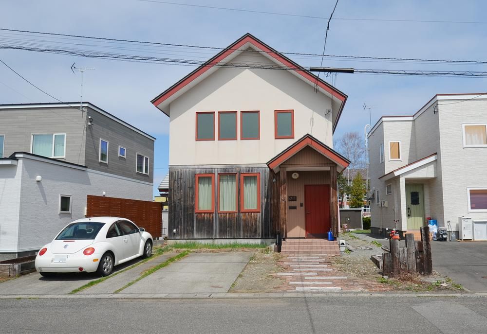 4LDK+S House in Asahikawa, Hokkaido - 19.85 Million Yen - Image 1