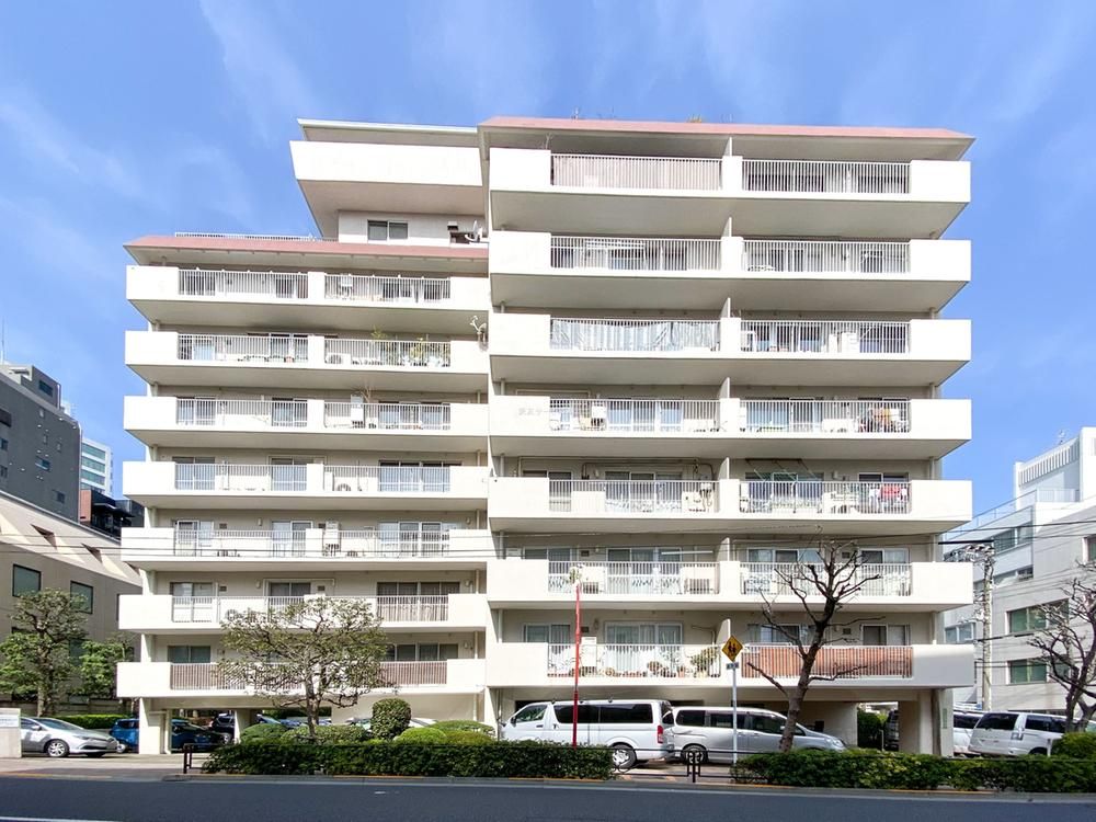 3LDK Apartment for Sale near Edogawabashi Station, Bunkyo-ku - Thumbnail 4