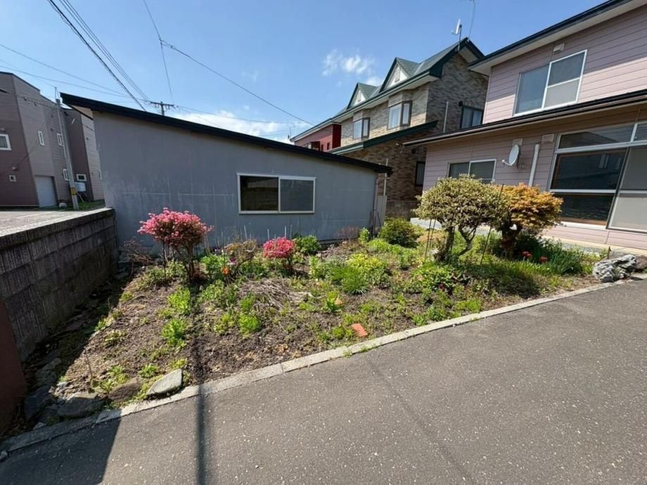 4LDK Detached House in Hakodate, Hokkaido with Large Garden - Thumbnail 4
