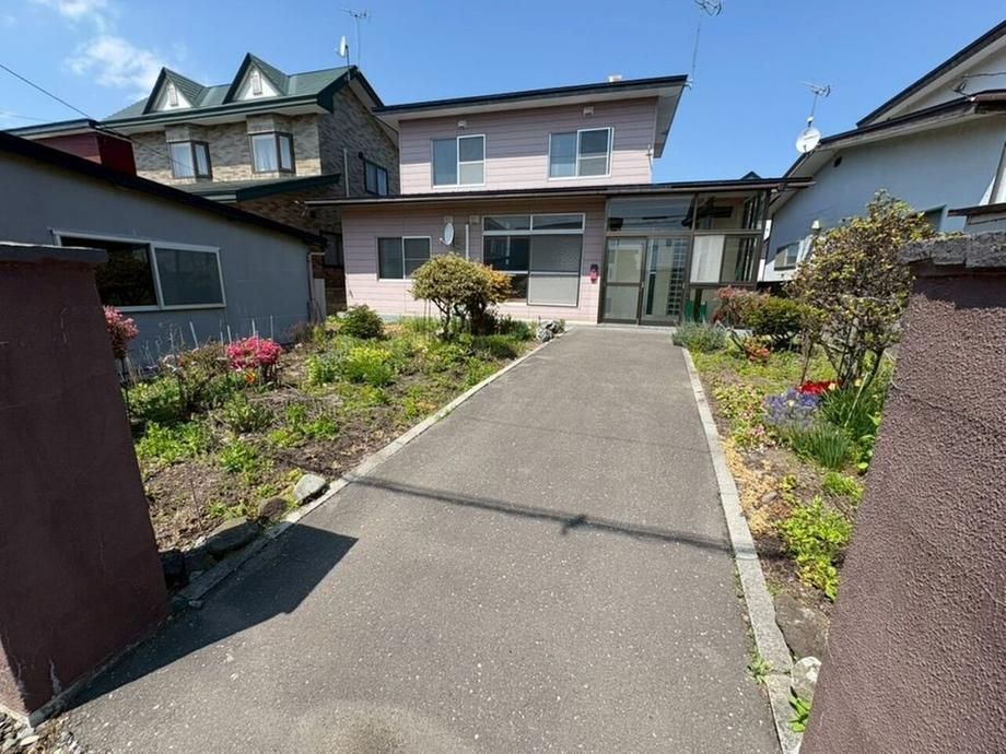 4LDK Detached House in Hakodate, Hokkaido with Large Garden - Thumbnail 2