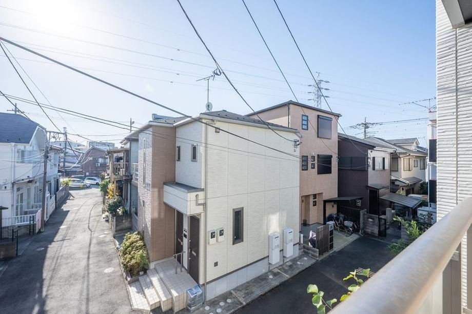 Modern 2022-Built 2LDK+S House Near Yono Station, Saitama - Thumbnail 4