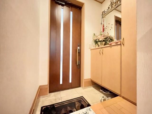 3LDK House for Sale in Nakano, Tokyo - 88m2 - Thumbnail 3