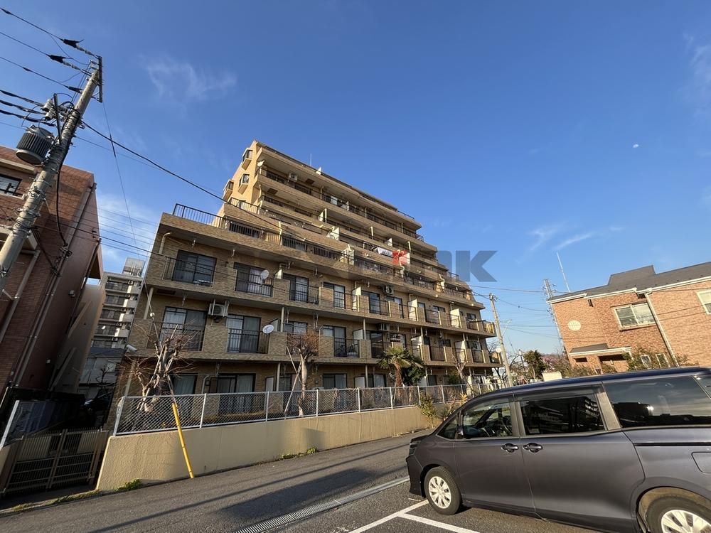2LDK+S Apartment for Sale in Funabashi, Chiba - Thumbnail 2