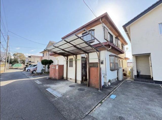 5LDK House for Sale in Numazu, Shizuoka - 187.95 sqm - Image 1