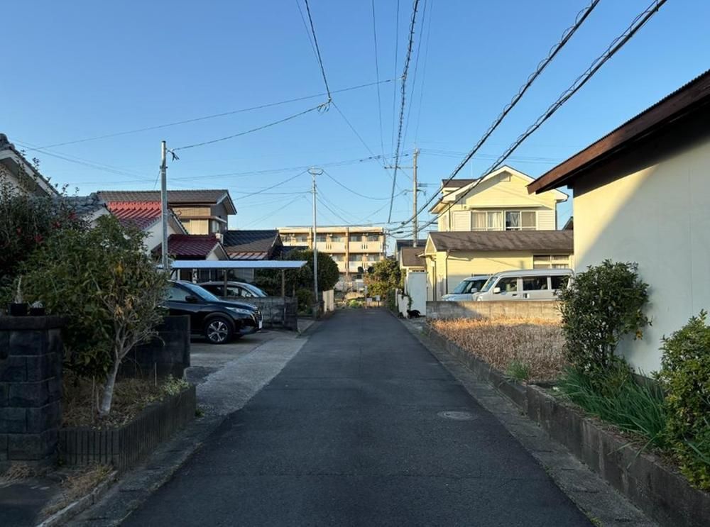 6DK Detached House for Sale in Komatsu, Miyazaki City - Thumbnail 2