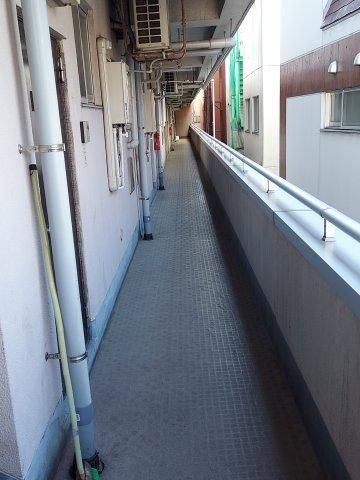 Studio Apartment for Sale Near Nōkendai Station, Yokohama - Thumbnail 2