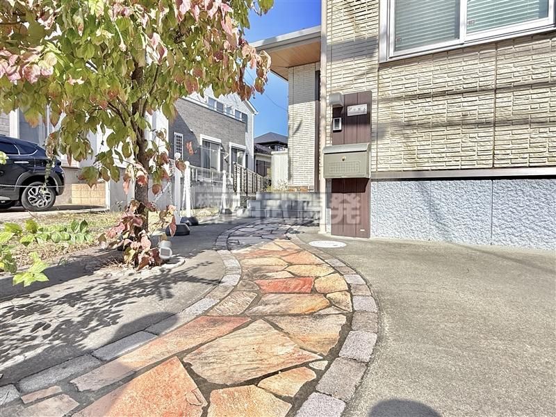 Sekisui House 3LDK Nearly New Home in Tokorozawa, Saitama - Thumbnail 2