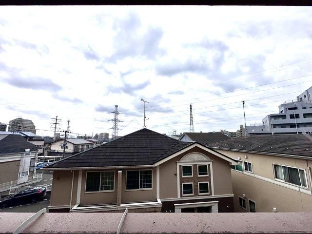 2DK Apartment for Sale in Izumi Ward, Sendai, Miyagi - Thumbnail 2
