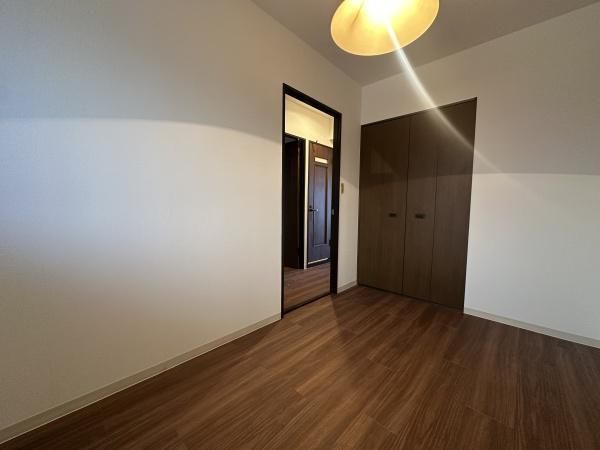 Fully Renovated 3LDK Apartment in Yachiyo, Chiba - Thumbnail 4