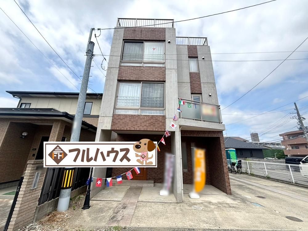 4LDK RC House for Sale in Wakabayashi, Sendai - 106m2 - Thumbnail 3