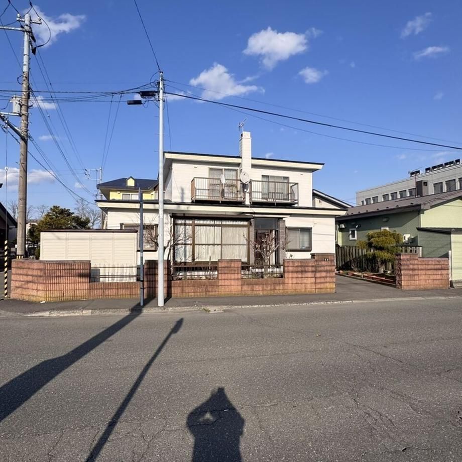 6LDK Detached House for Sale in Tomakomai, Hokkaido - 14 Million Yen - Thumbnail 3
