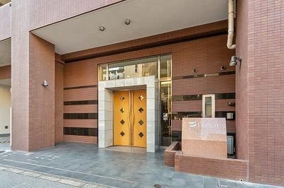 Renovated 3LDK Apartment for Sale in Atsugi, Kanagawa - Thumbnail 2