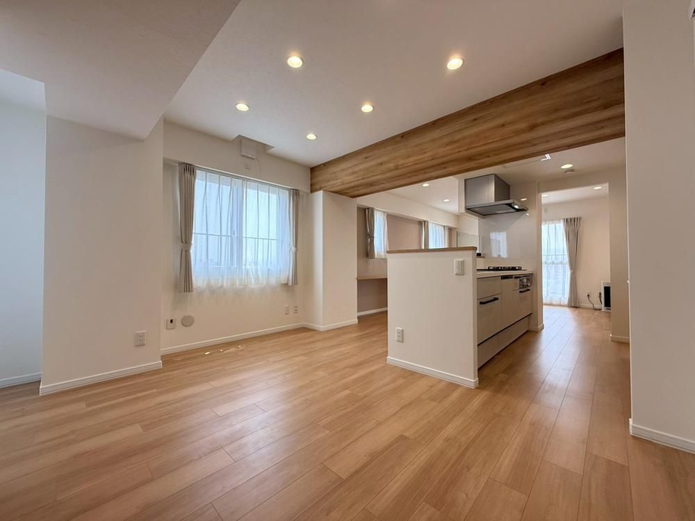 3LDK Renovated Apartment in Sapporo Higashi Ward for 29.9 Million Yen - Thumbnail 3