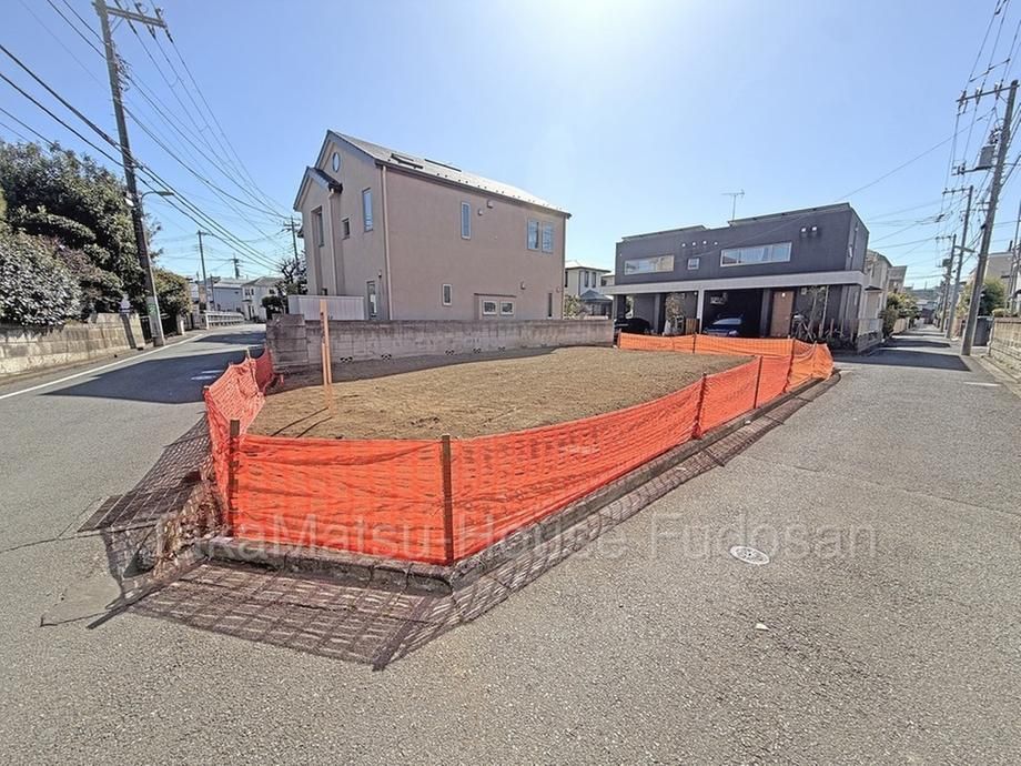 Land for Sale in Seijo 7, Setagaya-ku, Tokyo - 160m2 Corner Lot - Image 1