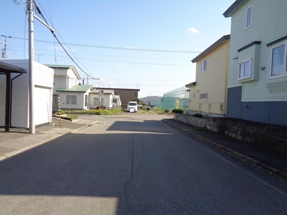 4LDK House for Sale in Kitami, Hokkaido - 279 sqm Land - Thumbnail 2