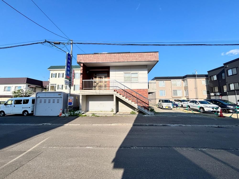 4LDK Detached House for Sale in Higashi-ku, Sapporo - Thumbnail 4