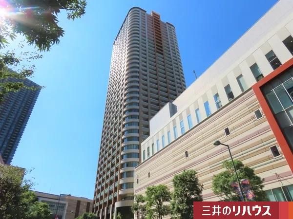 2LDK Apartment for Sale in Nakahara Ward, Kawasaki City - Thumbnail 2