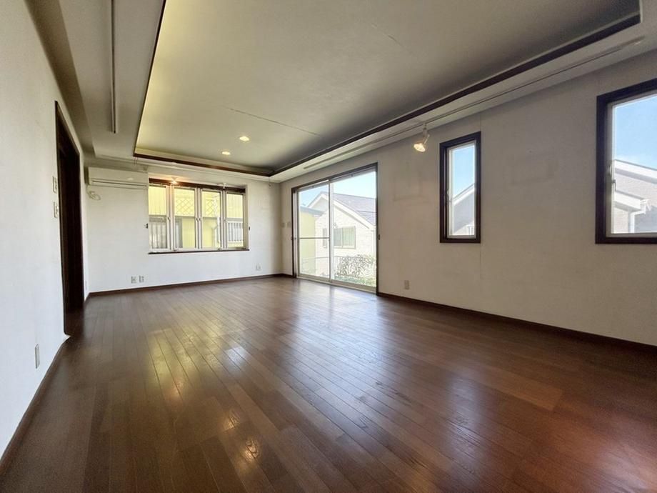 3LDK Used House in Totsuka-ku, Yokohama – 111.78 sqm - Thumbnail 2