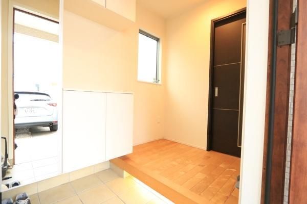 4LDK Detached House with Solar Power near Higashi-Iwatsuki Station - Thumbnail 3