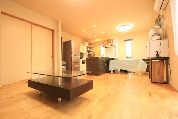 4LDK Detached House with Solar Power near Higashi-Iwatsuki Station - Thumbnail 4