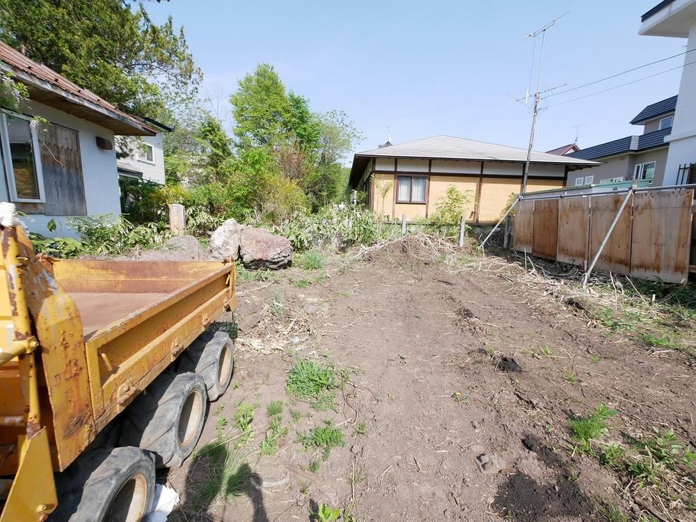 Land for Sale in Minami-ku, Sapporo - 633 sqm - Thumbnail 3