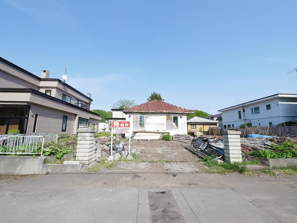 Land for Sale in Minami-ku, Sapporo - 633 sqm - Thumbnail 2