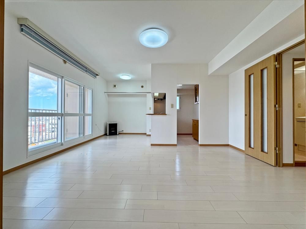 3LDK Apartment for Sale in Higashi Ward, Sapporo, Hokkaido - Thumbnail 3