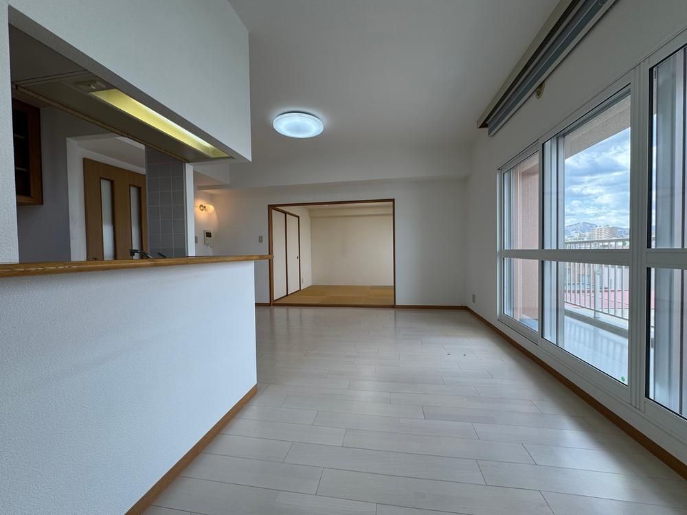 3LDK Apartment for Sale in Higashi Ward, Sapporo, Hokkaido - Thumbnail 2