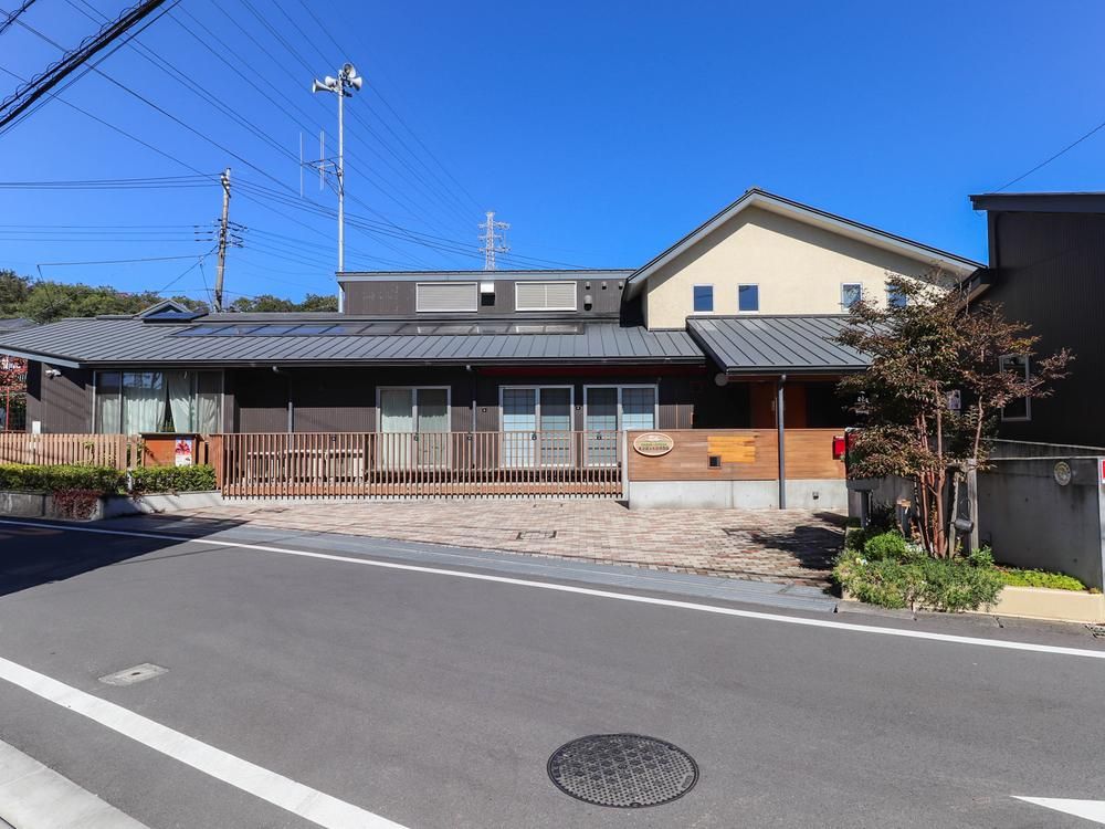 Renovated 3LDK House in Hamura City, Tokyo - Thumbnail 2