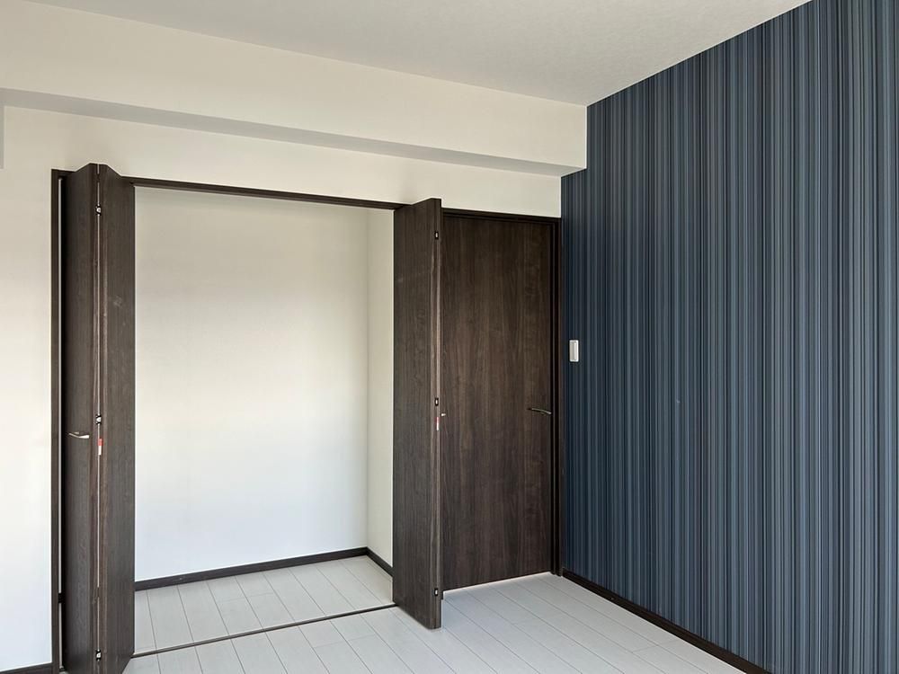 Fully Renovated 2LDK Apartment Near Minami-Miyazaki Station - Thumbnail 4