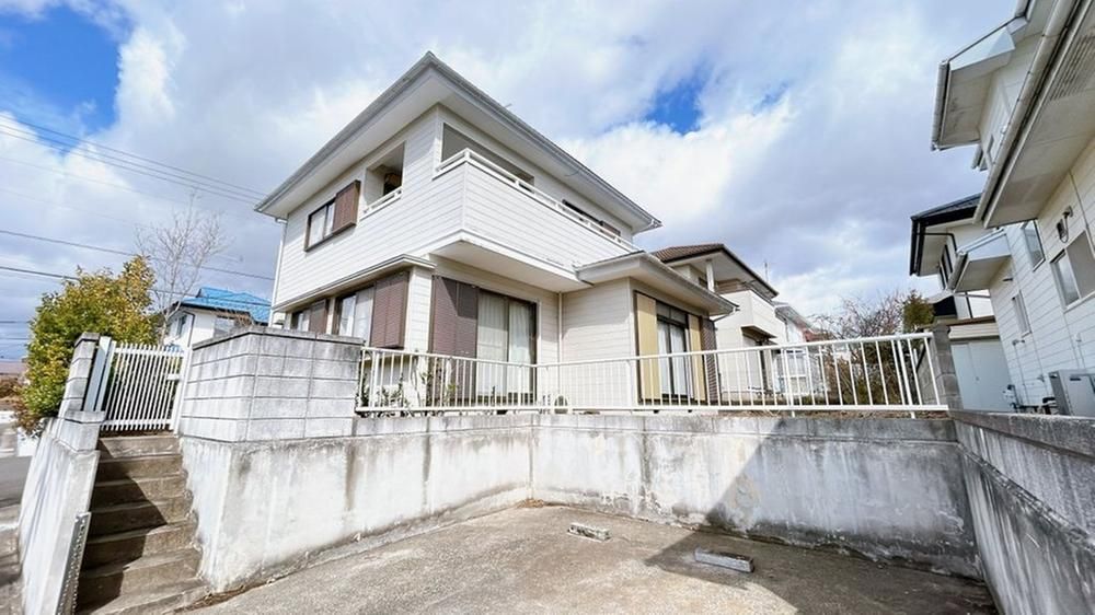 Renovated 3LDK House in Fukushima City with Parking - Thumbnail 2