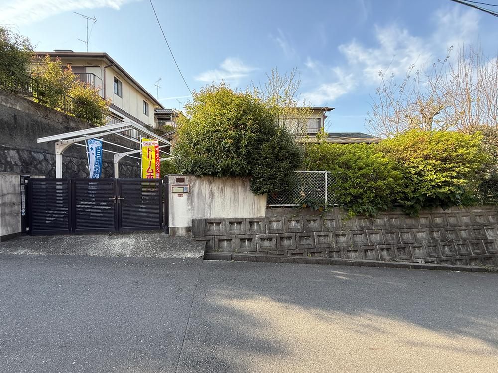279.31 sqm Land for Sale in Takatsuki, Osaka - Thumbnail 3