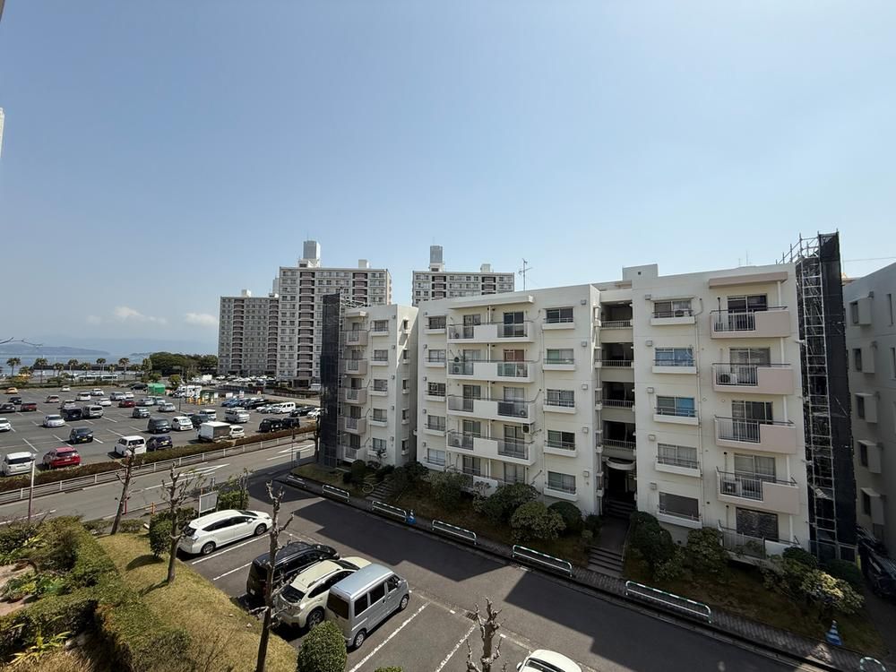 3LDK Apartment for Sale in Kagoshima City, 80.4m2 - Thumbnail 2