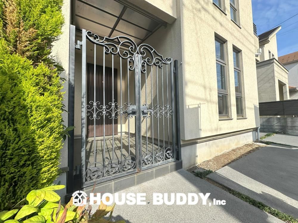 4LDK House for Sale in Akishima, Tokyo - 91m² - Thumbnail 3