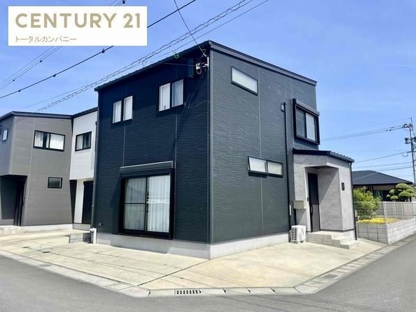 Modern 3LDK House for Sale in Miyazaki City, 99m² - Thumbnail 2