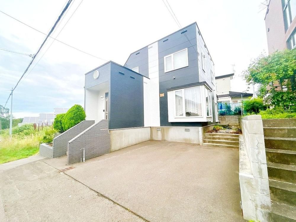 Renovated 3LDK House in Kitahiroshima, Hokkaido - Thumbnail 2