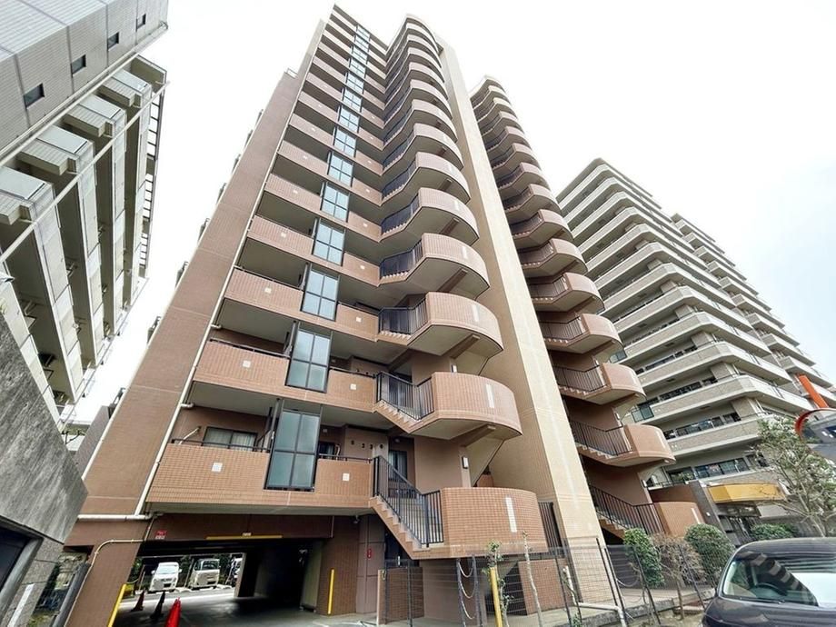 2LDK+S Apartment for Sale in Nishi-Tokorozawa, Saitama - Thumbnail 3