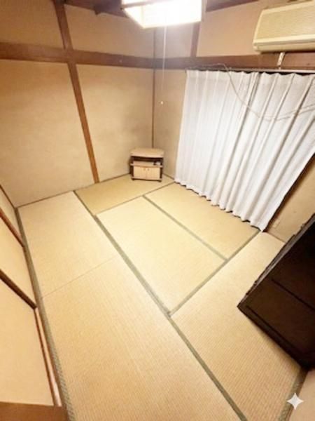 3DK House for Sale in Takatsuki, Osaka - 16.5M Yen - Thumbnail 3