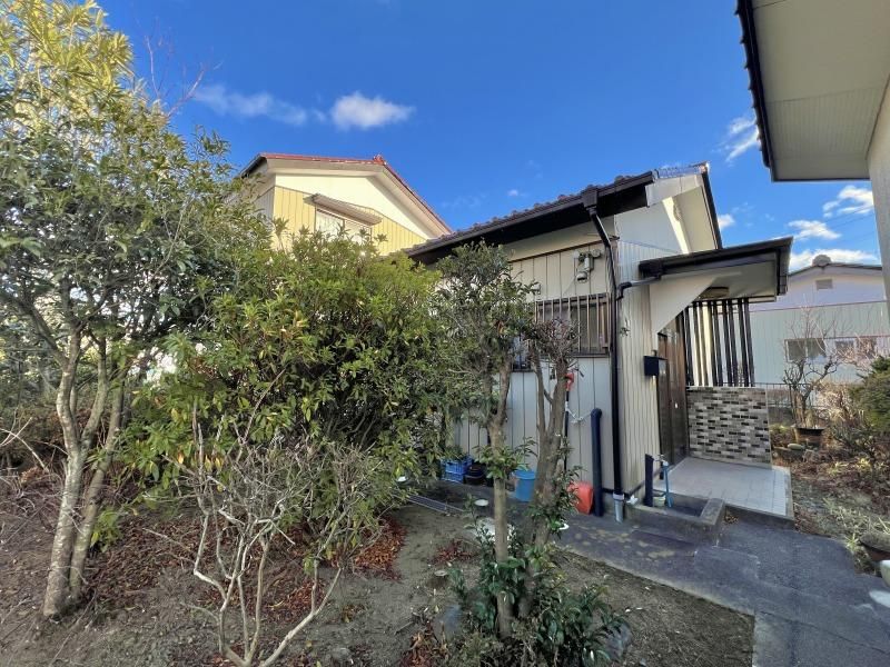 7DK Wooden House for Sale in Koriyama, Fukushima - Image 1
