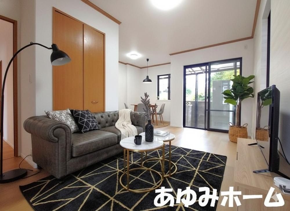 Renovated 4LDK+S House in Takatsuki, Osaka – 117m² - Thumbnail 4