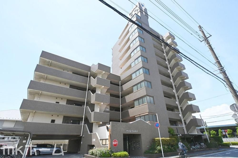 Renovated 3LDK Apartment in Funabashi, Chiba - Image 1