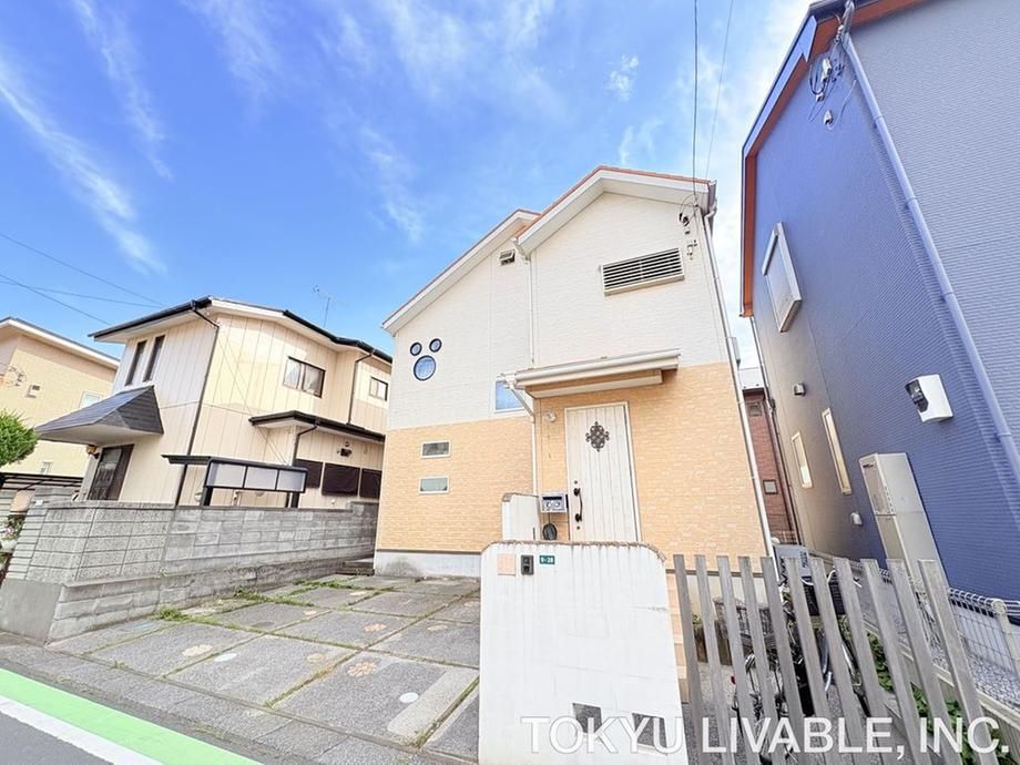 4LDK House with Loft and Solar Panels in Saitama City - Thumbnail 2