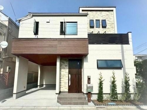3LDK House for Sale in Yoyogi, Shibuya-ku, Tokyo - Thumbnail 2