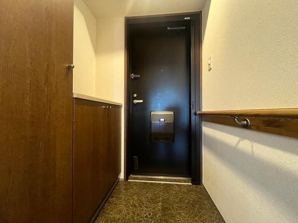 3LDK Apartment for Sale in Otsu, Shiga - 71.82m2 - Thumbnail 2