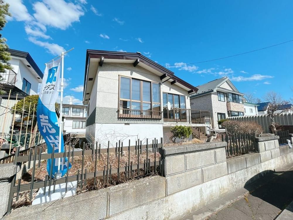 Renovated 3LDK House in Kushiro with Parking - Thumbnail 2