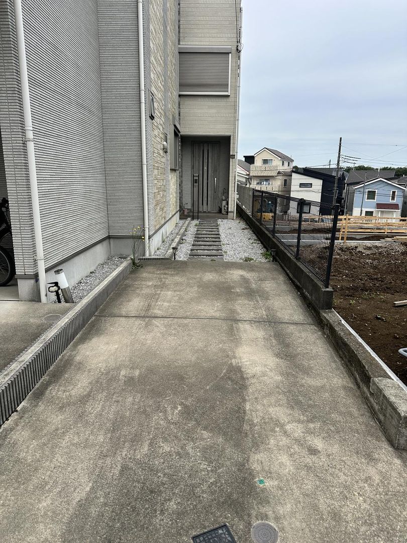 Modern 4LDK House in Asahi Ward, Yokohama - 90.66m2 - Thumbnail 3