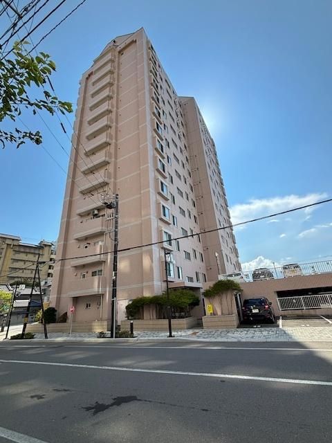 Royal Chateau Yunokawa 3LDK Apartment for Sale in Hakodate - Thumbnail 2